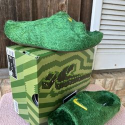 Nike ReactX Rejuven8 Slide SWOOSH Touch Grass Kelly Green Rare Size 8 NEW