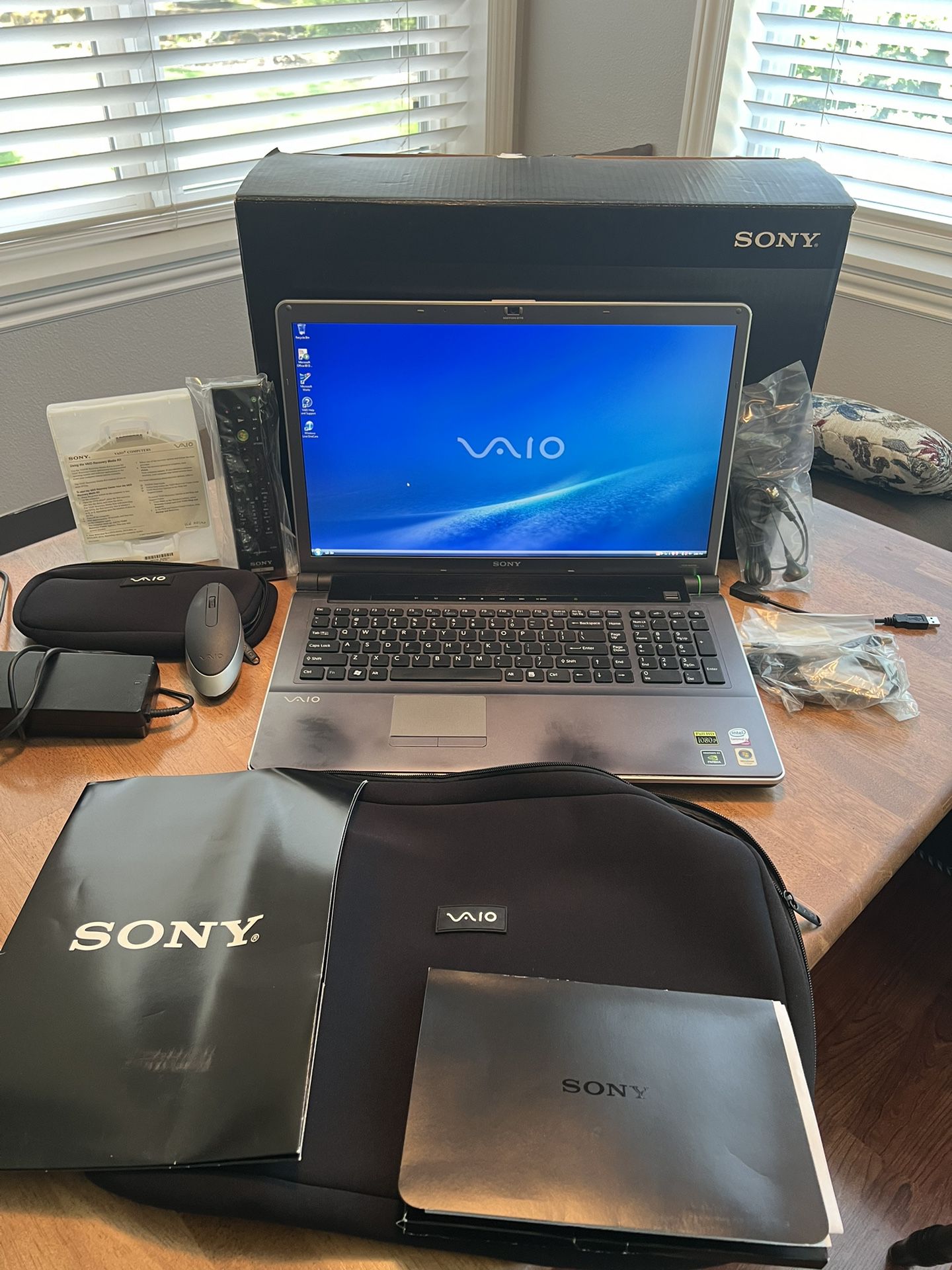 Sony Vaio Notebook HD Home Theatre To Go