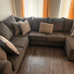 Large Gray Sectional Couch 