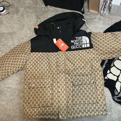 GUCCI NORTH FACE COAT 