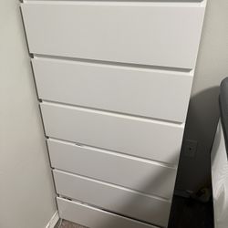 2 6 Drawers Dressers 