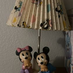 1984 Mickey and minny baby lamp