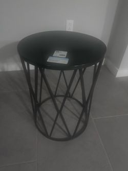 Plant Stand Table – Decorative Indoor/Outdoor