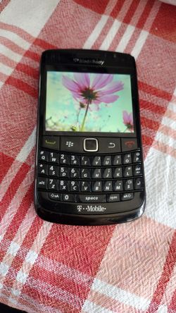 BLACK BERRY PHONE