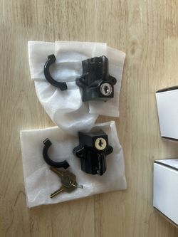 2 Helmet Locks