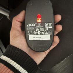 Acer Aspire Desktop And Desk