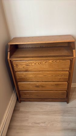 Dresser