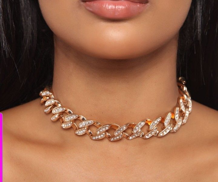 Fashion Nova Choker (NEW)