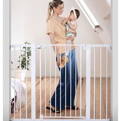 Comomy 36” Extra Tall Baby Gate 29.5-48.8” (White)