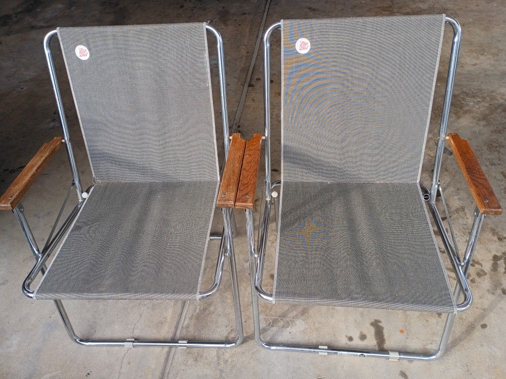 Pair Of Zip Dee 1970s Airstream RV Folding Chairs SUPER NICE!