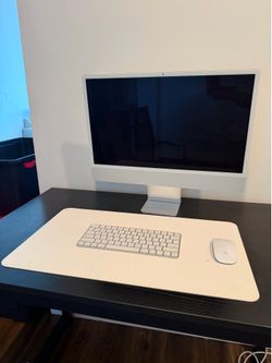 iMac Silver $950 BARELY USED