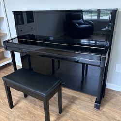 Yamaha B3 PE upright piano - excellent condition