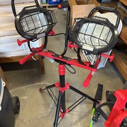 Twin head Tripod Light