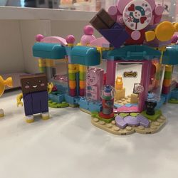 LEGO Friends Heartlake City Candy Store
