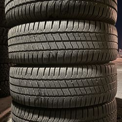 LT 285 70 17 Michelin