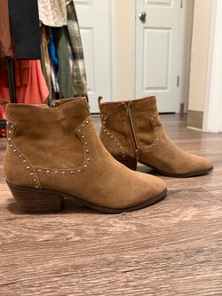 Steve Madden Tan Suede Studded Ankle Boots
