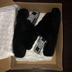 Black Fluffy Uggs Slides