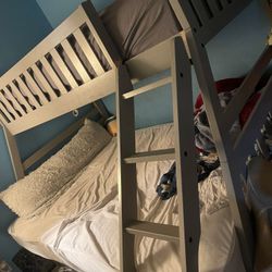 Queen And Twin Bunk bed. 