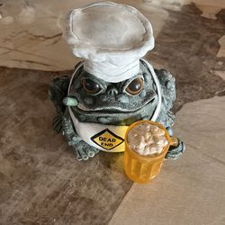 Kitchen Frog Knickknack 