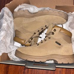 Size 9 Skechers Men’s Work Relaxed Fit Waterproof Boots 