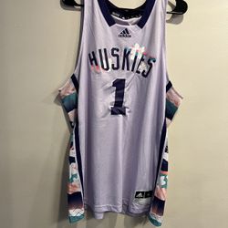Adidas Washington Huskies Black Excellence #1 Floral Jersey BHM H59110 Size XL 