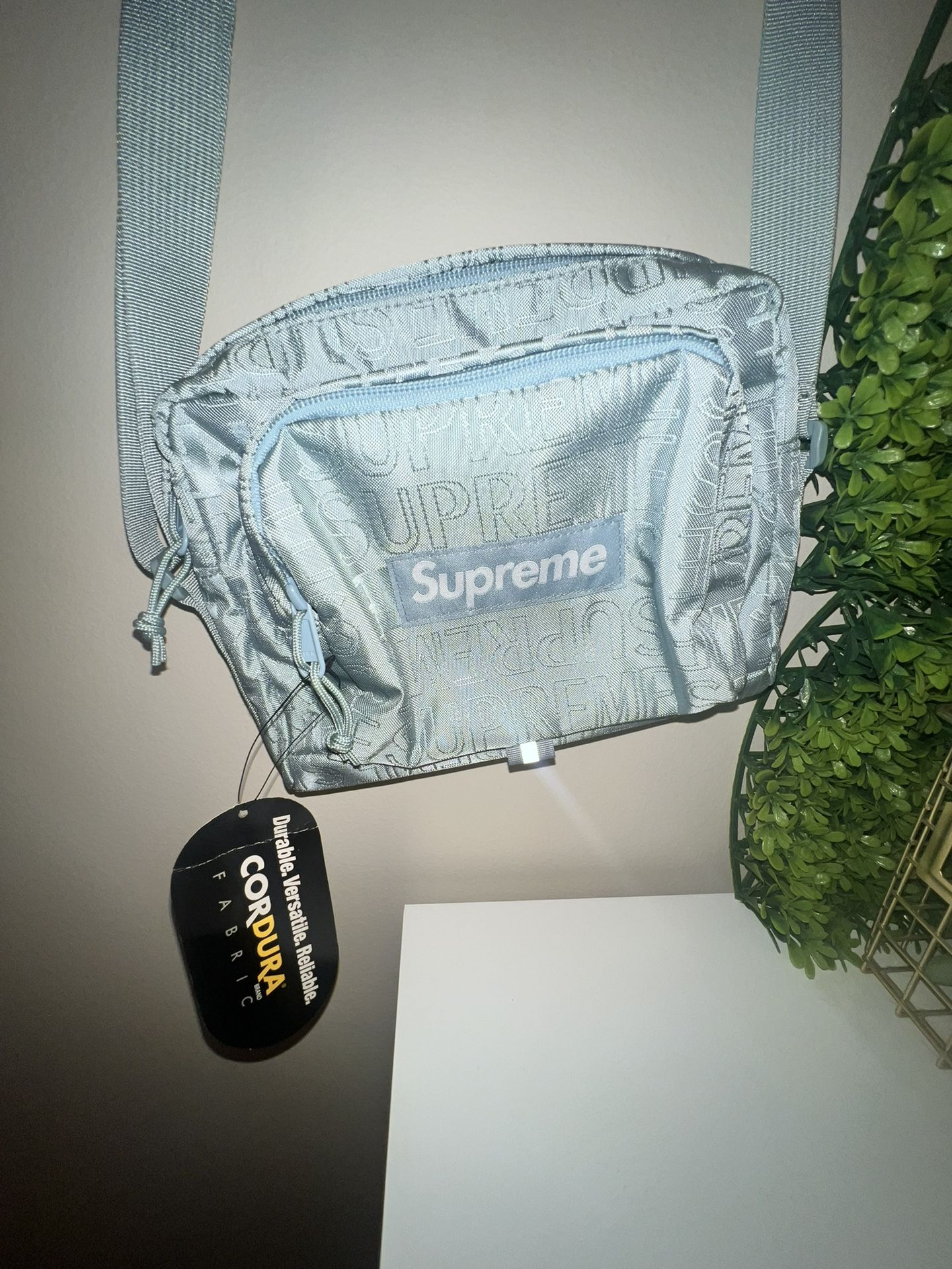 Supreme SS19 Ice Blue Shoulder Bag Jewelry Accessories