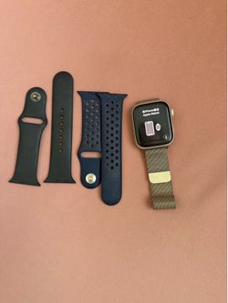 Apple Watch Series 9 45mm GPS + Cellular + 3 Bands