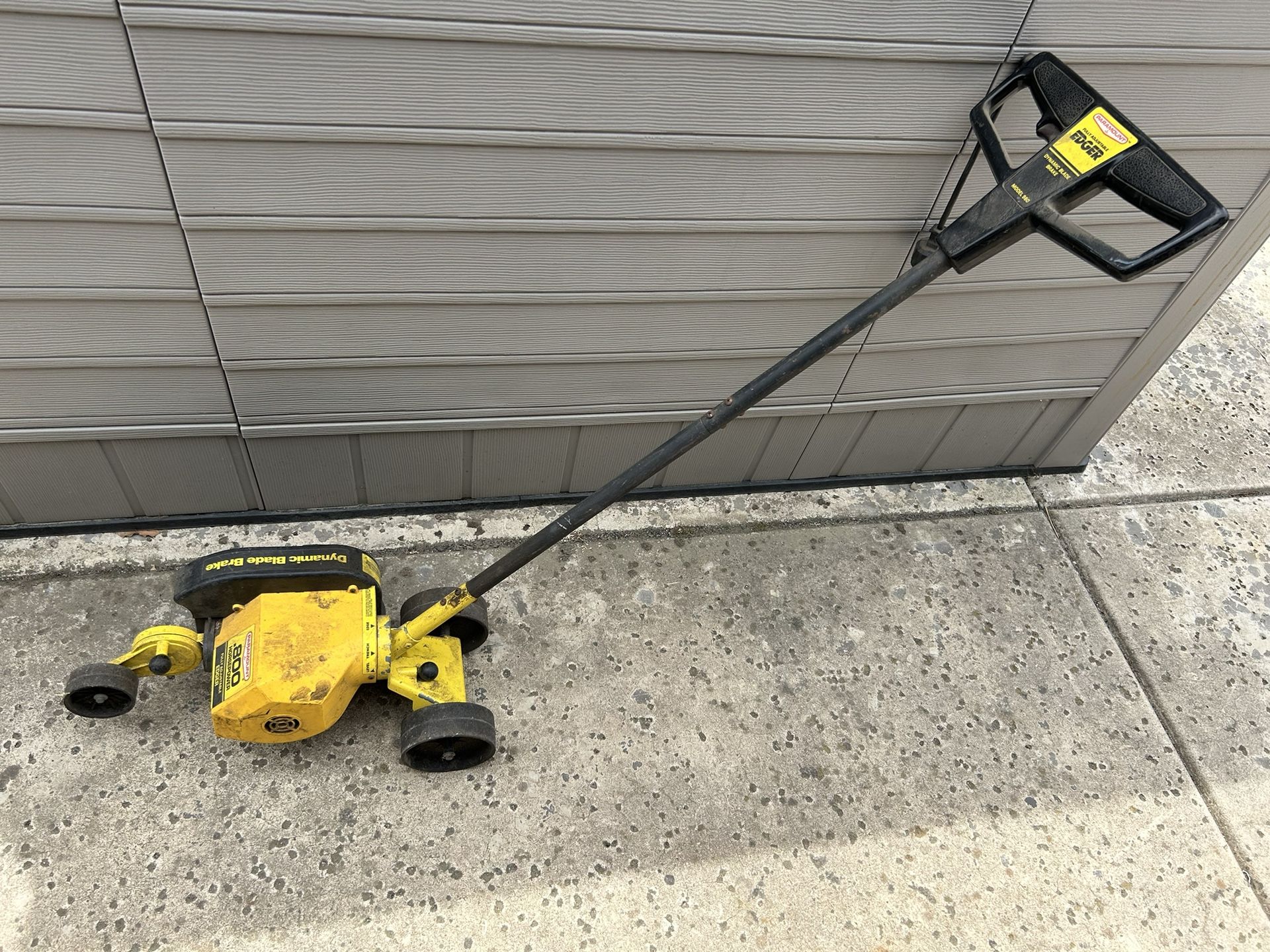 Electric Paramount Edger .800 HP , Fully Adjustable
