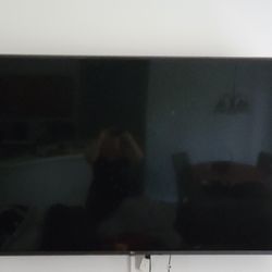 85" LG TV & Mount