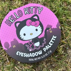 Hello Kitty EyeShadow Palette 