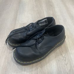 Doc Martens Size 11 Mens NEED GONE