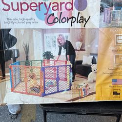 Superyard Color play Gates