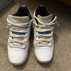 Jordan 11s Low 