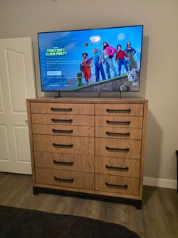 Sutton Place 10 Drawer Master Chest