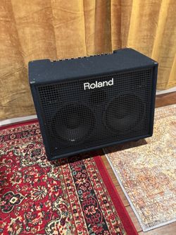 Roland KC-900 amp