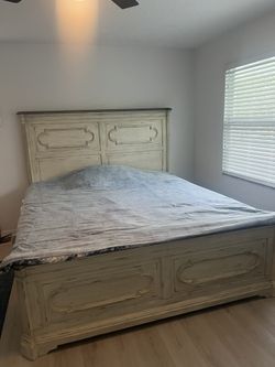 King Bed and Mattress $500 OBO