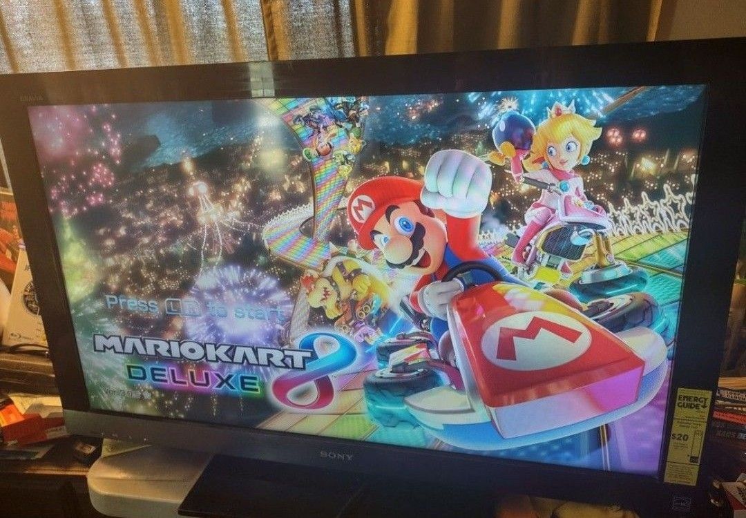 40 Inch Flat Screen Sony TV With Remote And Stand Works Amazing