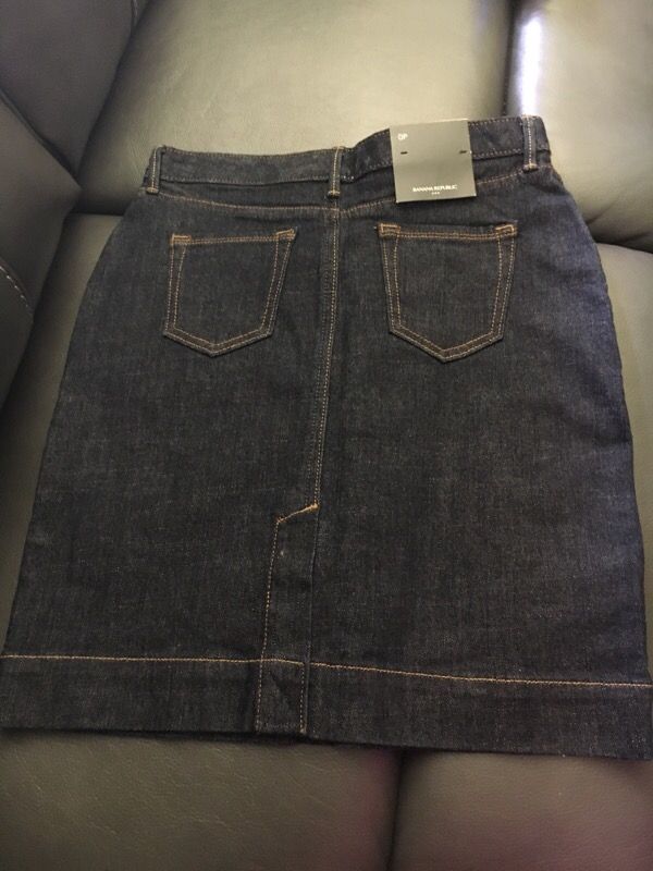 NWT Banana Republic jean skirt