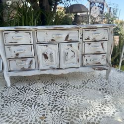 Vintage Shabby Chic, Jewelry Music Box
