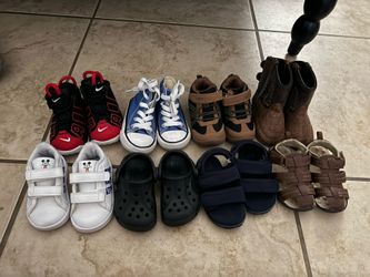 Baby Shoes (4c)