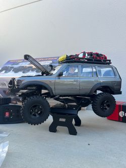 FMS FCX18 Toyota LC80 Remote Control RC Crawler