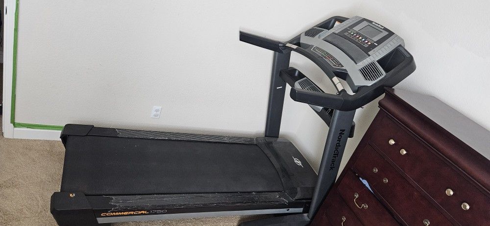 Commercial Treadmill