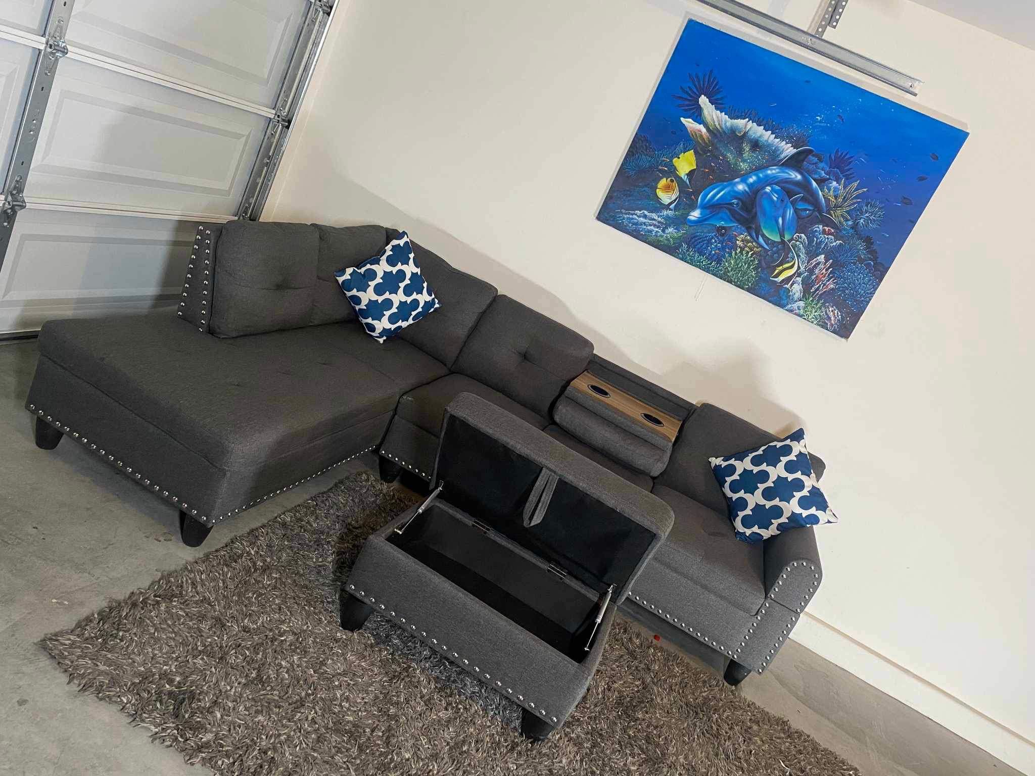 * Like New * Living Spaces 3pc Gray Sectional Sofa Storage Ottoman & Built In Cup Holders ( Free Delivery )