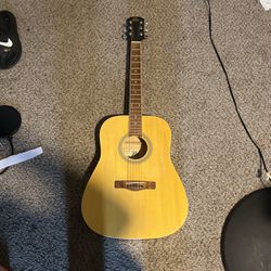 Rogue Acoustic Guitar
