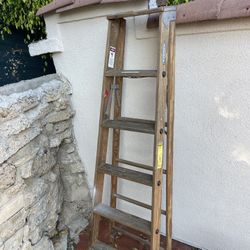 Werner Wood Ladder Works Great 6’ 6 Foot