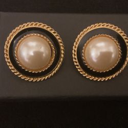Goldtone Pearl Earrings With Black Metallic ,by Ann Taylor 