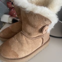 Toddler uggs boots