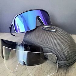 New Oakleys  Box, Pouch Cloth All Included