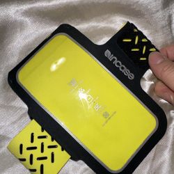 Incase Sports Armband For IPhone 6/6s 