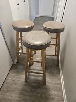 3 Cushioned Bar Stools 